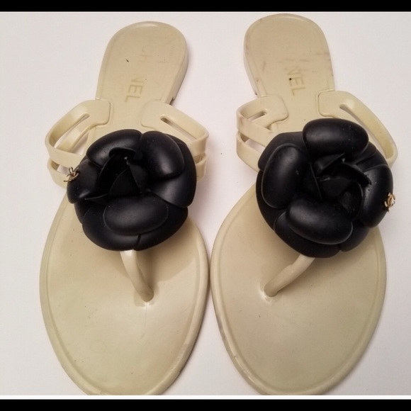 Chanel Camillia